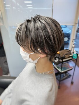 美容室シンプル ウィン(Simple Win) メンズホワイトメッシュ