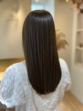 アンド ラ ブランシュ(&.La Blanche) ミディアムヘア/斜めバング/グレージュカラー/シルキーベージュ