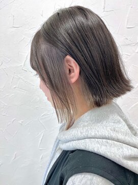 プライズ 表参道原宿店(prize) イヤリングカラーグレージュインナーカラーボブ原宿表参道