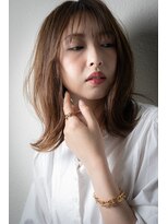 カバーヘアアンドスパ ブリス 浦和(COVER HAIR&SPA bliss)&nbsp;ミルクティーベージュ外ハネ小顔くびれミディアムv浦和30代40代