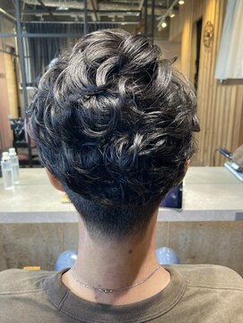 コンフィバイアーティス(Confi by Artis) メンズパーマ