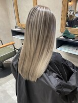 サニー 渋谷(SUNNY) バレイヤージュ、ハイライト、レイヤーロング、グレーベージュ