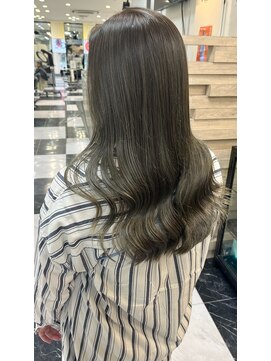 テテ(TETE) Olive beige/ハイライト/オリーブジュ