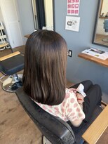 レアレア ヘアアンドライフ(LeaLea)&nbsp;黒髪/クラゲヘアー/オリーブグレー/小顔/ココアベージュ/伊丹