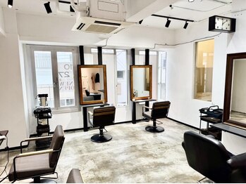 イエロー(Yellow)の写真/【高品質な白髪染め×スピーディー×毎月通いやすい価格】仙台駅チカに待望のカラー専門店OPEN★メンズOK