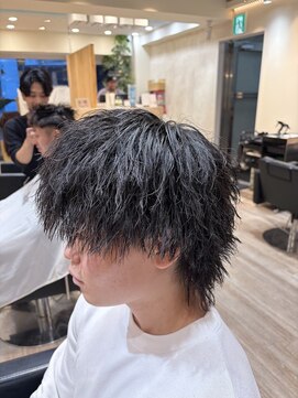 ルースト 渋谷店(ROOST) MEN’S HAIR/波巻ツイストスパイラル/フェザーパーマ/眉毛/渋谷