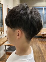 シルフィ(sylph)&nbsp;メンズショートレイヤースタイル刈り上げツーブロック20代30代