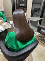 ロイ(Roi) Roi渋谷・くびれセミロング・グレージュカラー