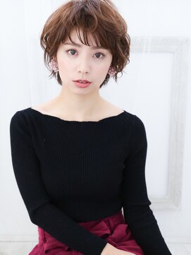 ティーノ(TINO by ganesha) ☆シースルーバングの華やかショートスタイル☆