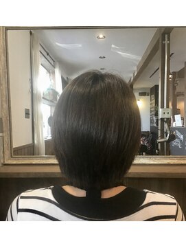 ペイズリーパーク(Paisley Park) #9 軽さのある、ショートボブ