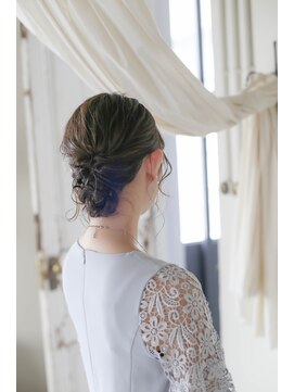 ホワイトルーム(White Room) フェミニンアレンジ♪