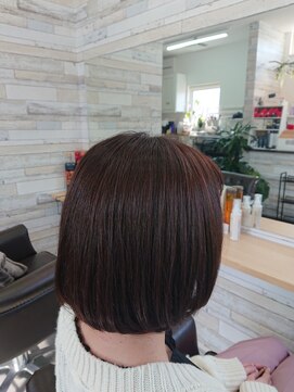 シーバヘアー(SHIVA hair) ミニボブ