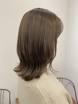 リリアーナ(LILIANA)&nbsp;【LILIANA】ヌーディーベージュな外ハネミディ♪