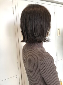 アデプト 綾瀬店(adept) 切りっぱなしボブ/ボブルフ【綾瀬/北千住/亀有】