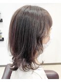 外ハネミディアムヘア+ラベンダーアッシュ