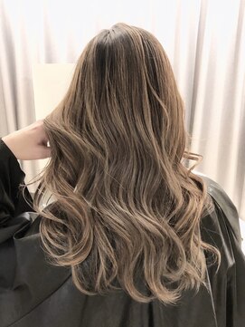 ラックスビー オオサカ  梅田茶屋町店(LUXBE OSAKA) 外国人風グラデーション/トリプルカラー