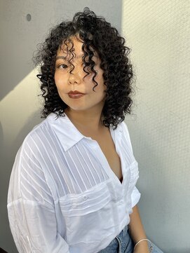 遊人セントラル(CENTRAL) 根本からしっかりカール×スパイラルパーマ