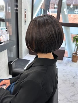 エンディアリング 東銀座(Endearing) 黒髪/グレーベージュ/レイヤーロング/前髪パーマ/銀座/東銀座