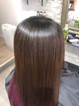 フェリーシェス(Felichesse) サラツヤロング美人ヘア♪髪質改善縮毛矯正30代40代50代60代