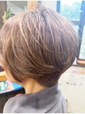 30代40代50代脱白髪染めハイライトミルクティーブラウンショート