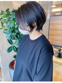 ショートボブ