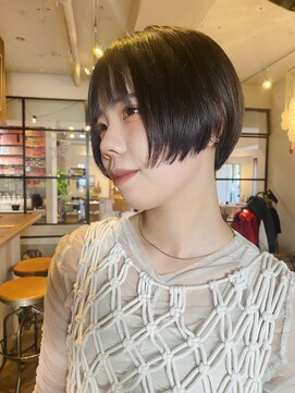 ドロップ(drop) 小顔に見えるフェザーショート【表参道/青山/drop】