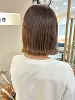 エンネ(Enne)&nbsp;あご下2センチボブ