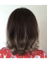 イロドリ(irodori)&nbsp;伸ばし途中のミディアムグラデーションカラー