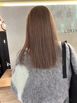 ローレン(LOREN)&nbsp;イメチェン/ホワイトブロンド/外ハネボブ/ワイドバング/栄/久屋