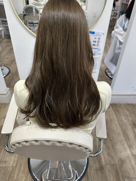 ケイリー(KAYLEE) オリーブベージュカラー