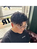 ゴートファミリー 川口(G.O.A.T FAMILY)&nbsp;強めツイストスパイラルパーマ