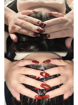 小顔・小頭効果◎頭浸浴ヘッドスパ