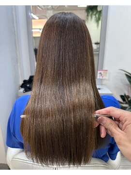 シゲ 自由が丘店(SHIGE) 白髪染めも髪質改善カラーでマイナス10歳40代50代グレイカラー