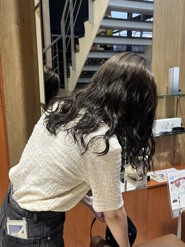 美容室エクストラアーツジャパン(X ARTS JAPAN) スタイリング簡単コテ巻きパーマ
