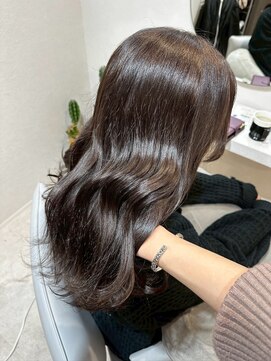 ベル サウス(BHEL south) 津市ロングレイヤーカットハッシュカット透明感カラー重めロング