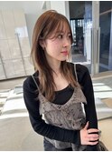 くびれミディアムセミロングレイヤーミルクブラウンモカブラウン