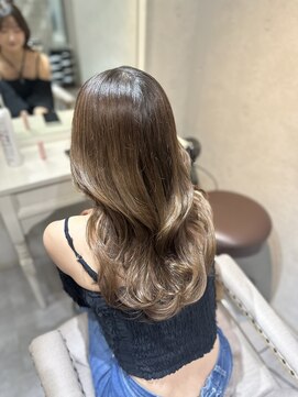 シルクレイ 高田馬場(Silk-lei) コテ巻きくびれヘア
