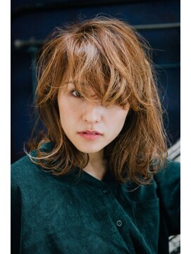 グランシャリオ 笹塚店(Grand Chariot) 【GrandChariot 笹塚】ランダムカールのセミディスタイル