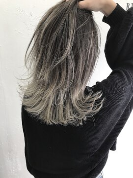 ルモア(RUMOR) Rumor×「バレイヤージュハイライトカラー」アッシュグレージュ