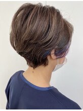 KAMI CHARISMA TOKYO ★カット部門受賞　立体的で再現性の高いカット