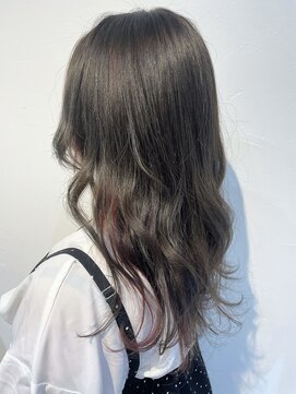 アールイーノウン 阿倍野区昭和町店(re; nown) ミディアムレイヤーカットストレートロングウルフカットベージュ