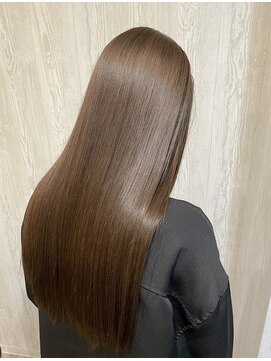 タブーセントラル(TABOO Central) ブランジュミラーカラー