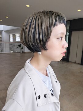 ビュートリアム 神戸(BEAUTRIUM) ショートバングの丸みショート/ショートカット/20代/30代/40代