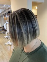 ブリッツレボルト(BLITZ R EVOLUT) 白髪ぼかしバレイヤージュ 20代/30代/40代