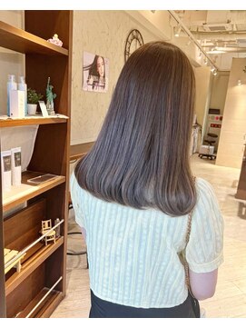 リー ヴィータ 上新庄(Lee Vita) ミルクティーグレージュ☆