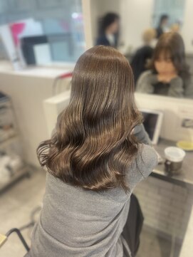 カラ ヘアーサロン(Kala Hair Salon) オリーブベージュ