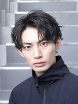 レタッチ バイ フィフス 銀座(RETOUCH by fifth)&nbsp;銀座ツイストスパイラルパーマフェザーパーマセンターパート眉毛