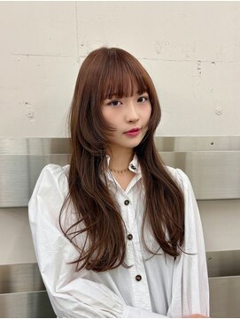 ヒュー 広島(HEW) くびれフェイスレイヤーハッシュ姫ヒメカットロングへア20代30代