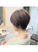 大人くびれショートスタイル