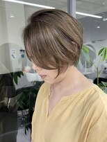 ジービージー前橋ミュグ(GBG前橋mugu)&nbsp;くびれショートボブ40代50代グレイカラー白髪染め白髪ぼかし